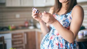 Read more about the article Is Homeopathy Safe for Pregnant Women?