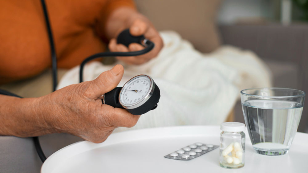 Symptoms & Risks of High Blood Pressure: How Homeopathy Can Help